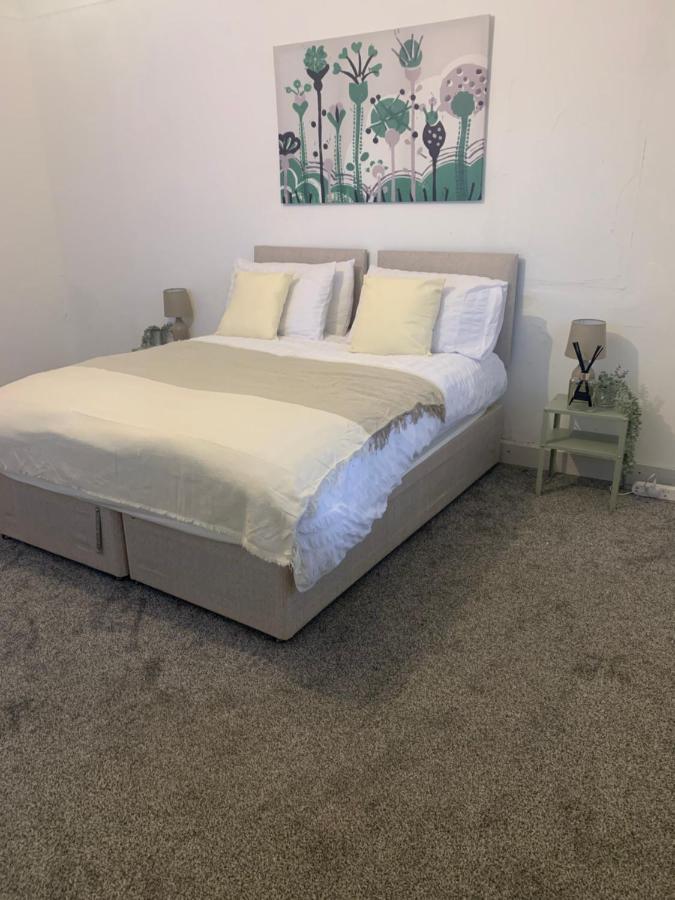 Wandsworth, South London Deluxe King Room 1 ภายนอก รูปภาพ