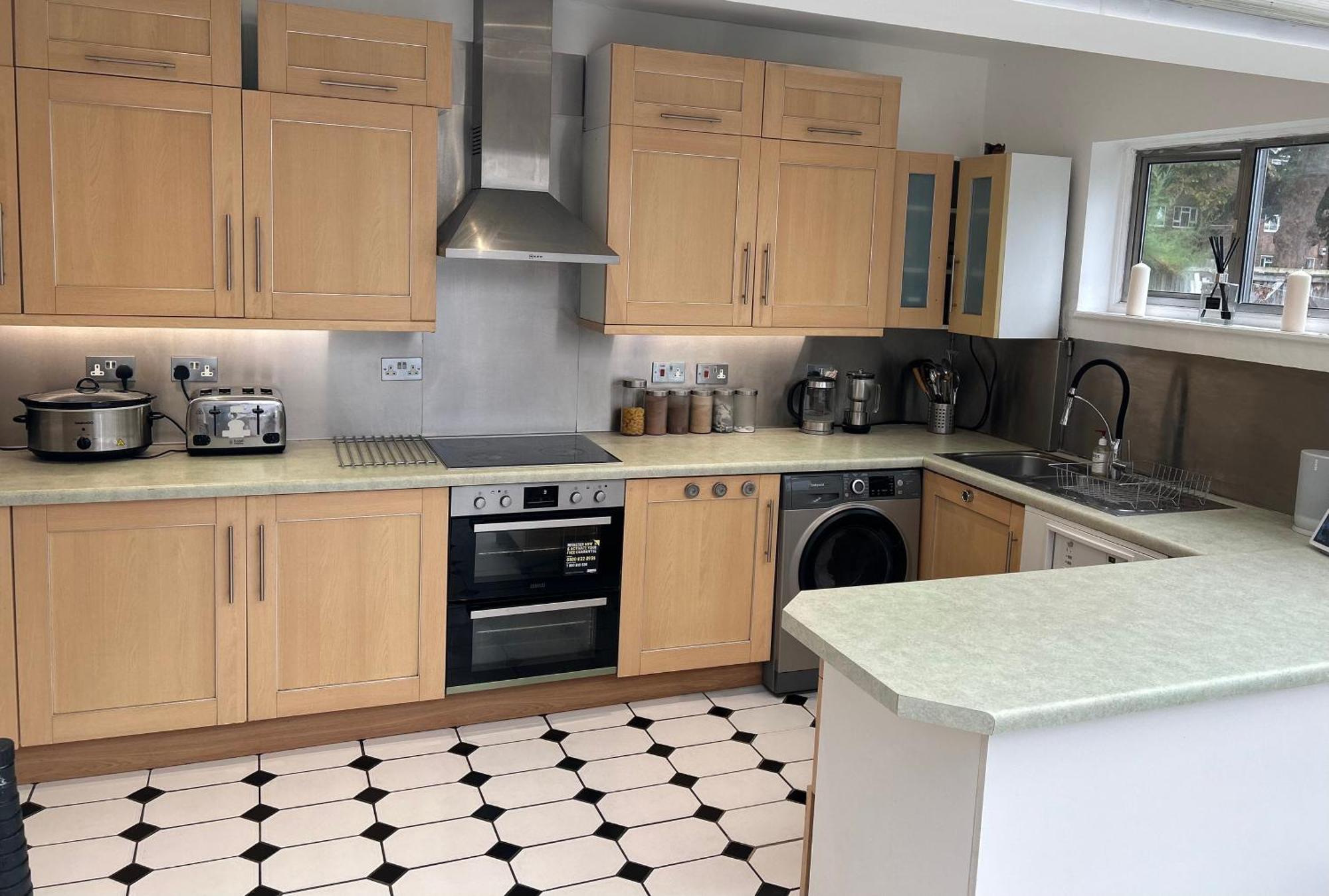 Wandsworth, South London Deluxe King Room 1 ภายนอก รูปภาพ