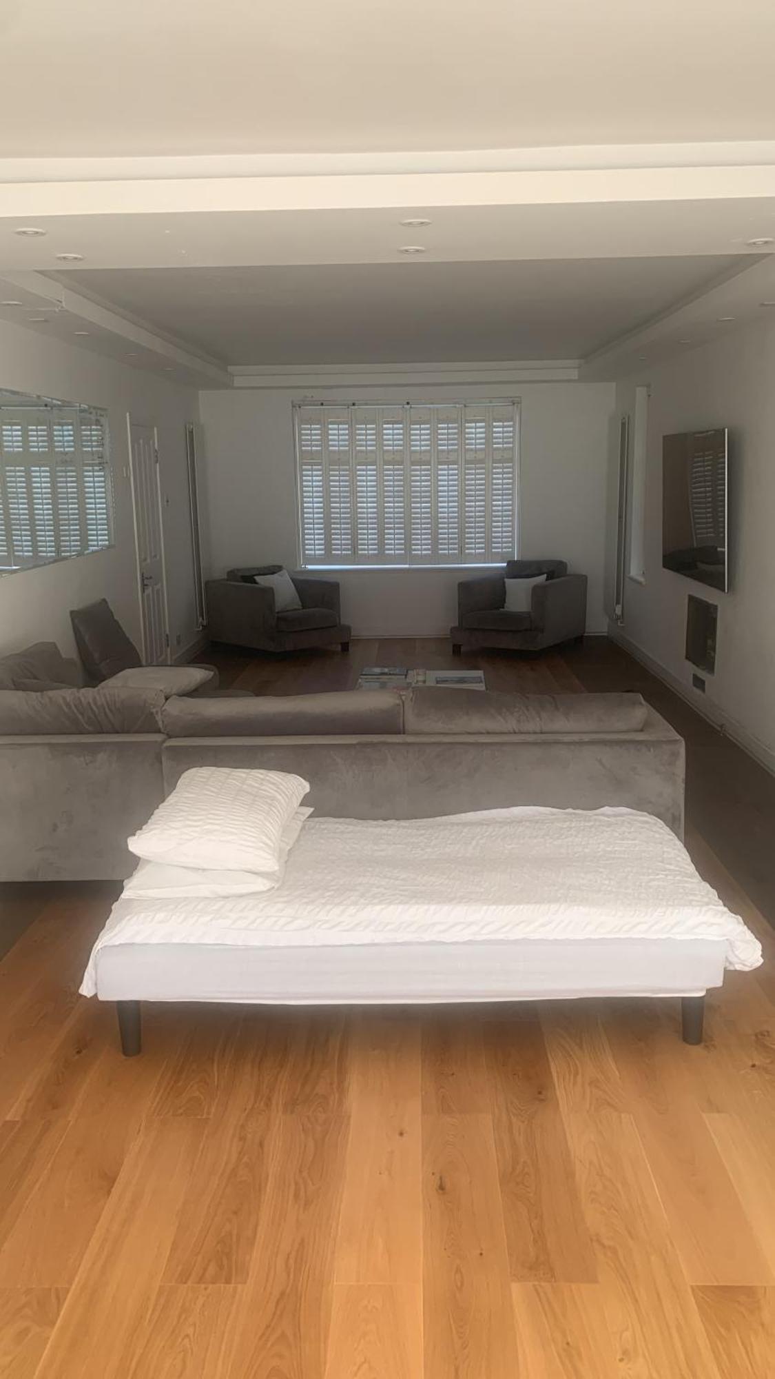 Wandsworth, South London Deluxe King Room 1 ภายนอก รูปภาพ